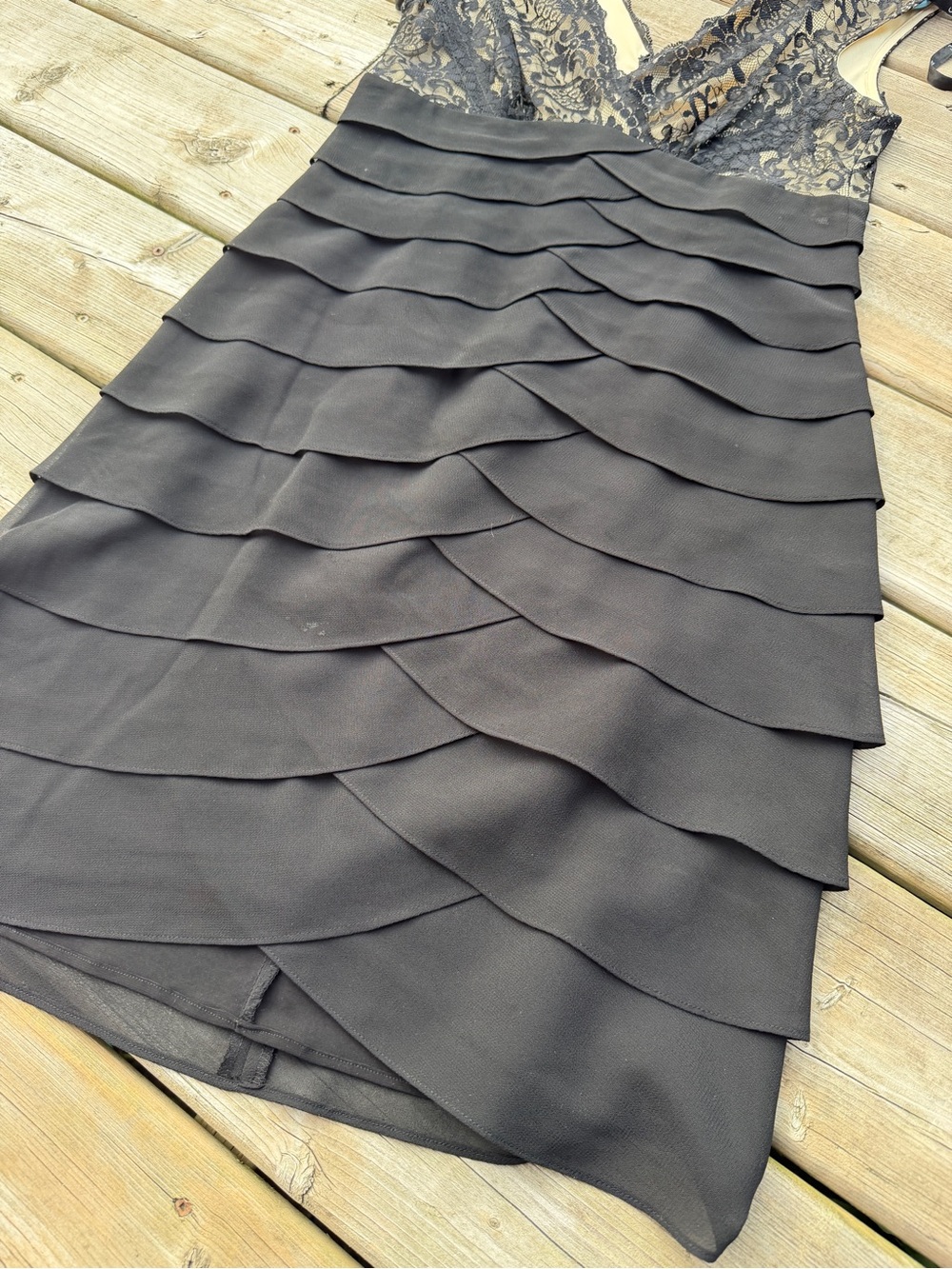 Jessica Black Lace Cocktail Dress Size 8 Layered Ruffle Handkerchief Skirt Y2K - Picture 2 of 10